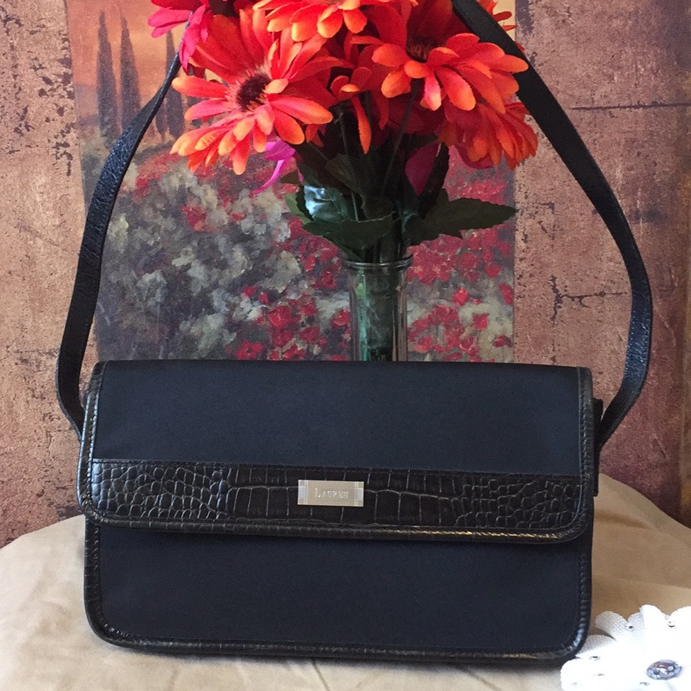 Not Available - image 1